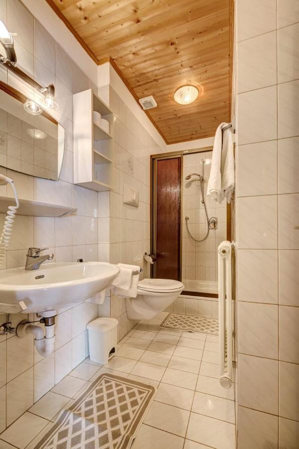 Unterdornerhof Aparthotel Lagundo Kültér fotó