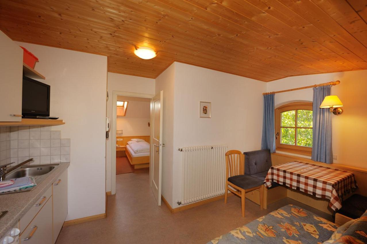 Unterdornerhof Aparthotel Lagundo Kültér fotó