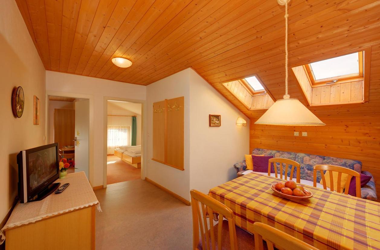 Unterdornerhof Aparthotel Lagundo Kültér fotó